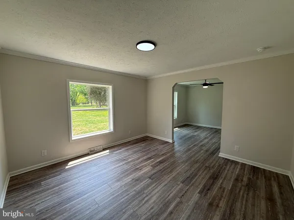 $2,695 | 10504 Benchmark Road, Fredericksburg, VA 22408