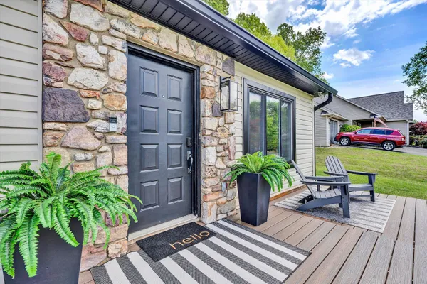 $499,900 | 150 Indian Pointe Drive, Hardy, VA 24101