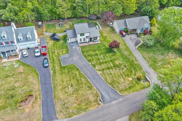 $499,900 | 150 Indian Pointe Drive, Hardy, VA 24101