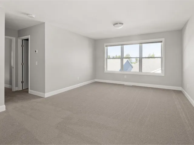 $827,000 | 76 Daniel Drive, South Burlington, VT 05403