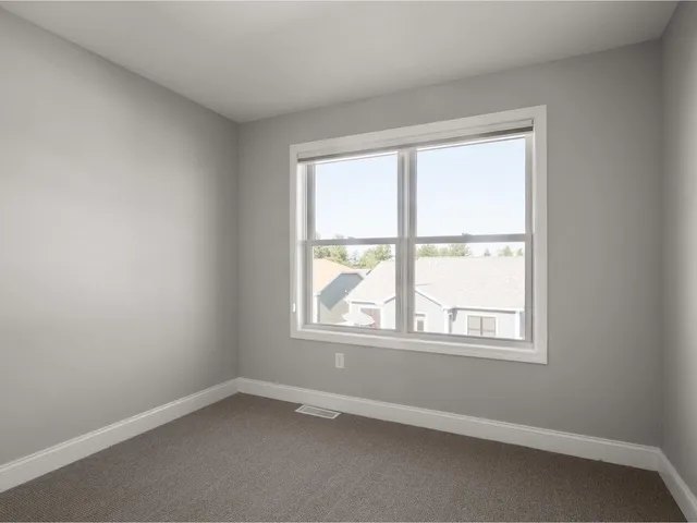 $827,000 | 76 Daniel Drive, South Burlington, VT 05403