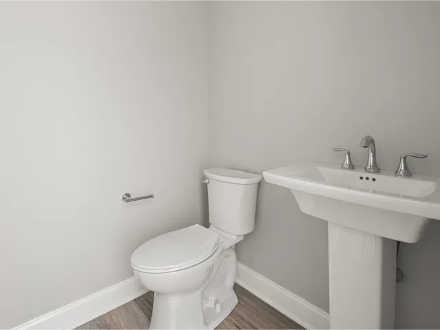 $827,000 | 76 Daniel Drive, South Burlington, VT 05403