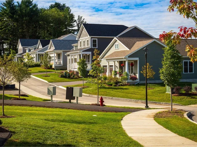 $827,000 | 76 Daniel Drive, South Burlington, VT 05403