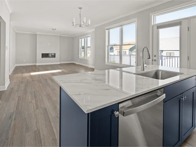 $827,000 | 76 Daniel Drive, South Burlington, VT 05403