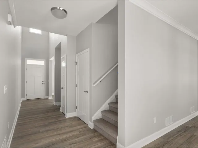 $827,000 | 76 Daniel Drive, South Burlington, VT 05403