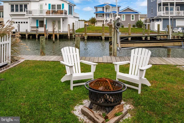 $999,999 | 12353 Meadow Drive, Berlin, MD 21811