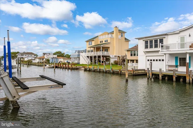 $999,999 | 12353 Meadow Drive, Berlin, MD 21811