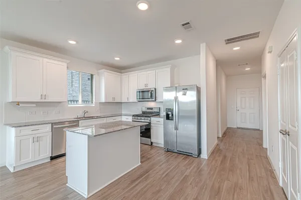 $2,450 | 21119 Turtle Glen Lane, Cypress, TX 77433