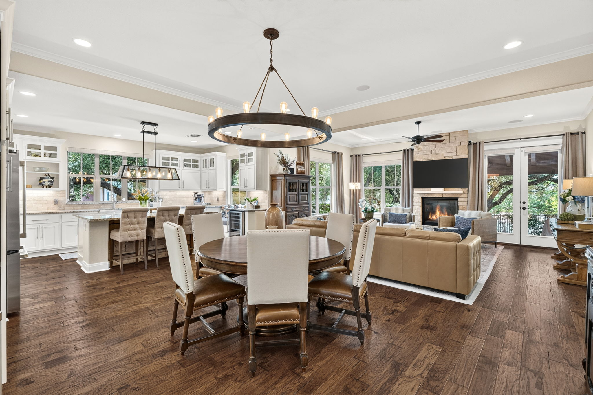 15109 Falconhead Grove Loop Austin, TX 78738 - Photo 15 of 40 Gallery Image 15