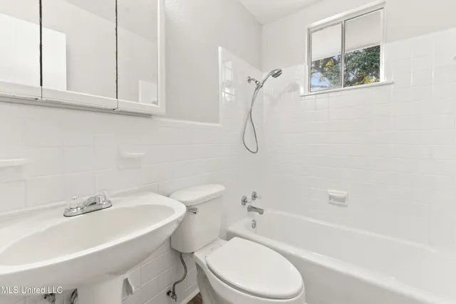 $249,842 | 11 Fleetwood Place, Ocean Springs, MS 39564