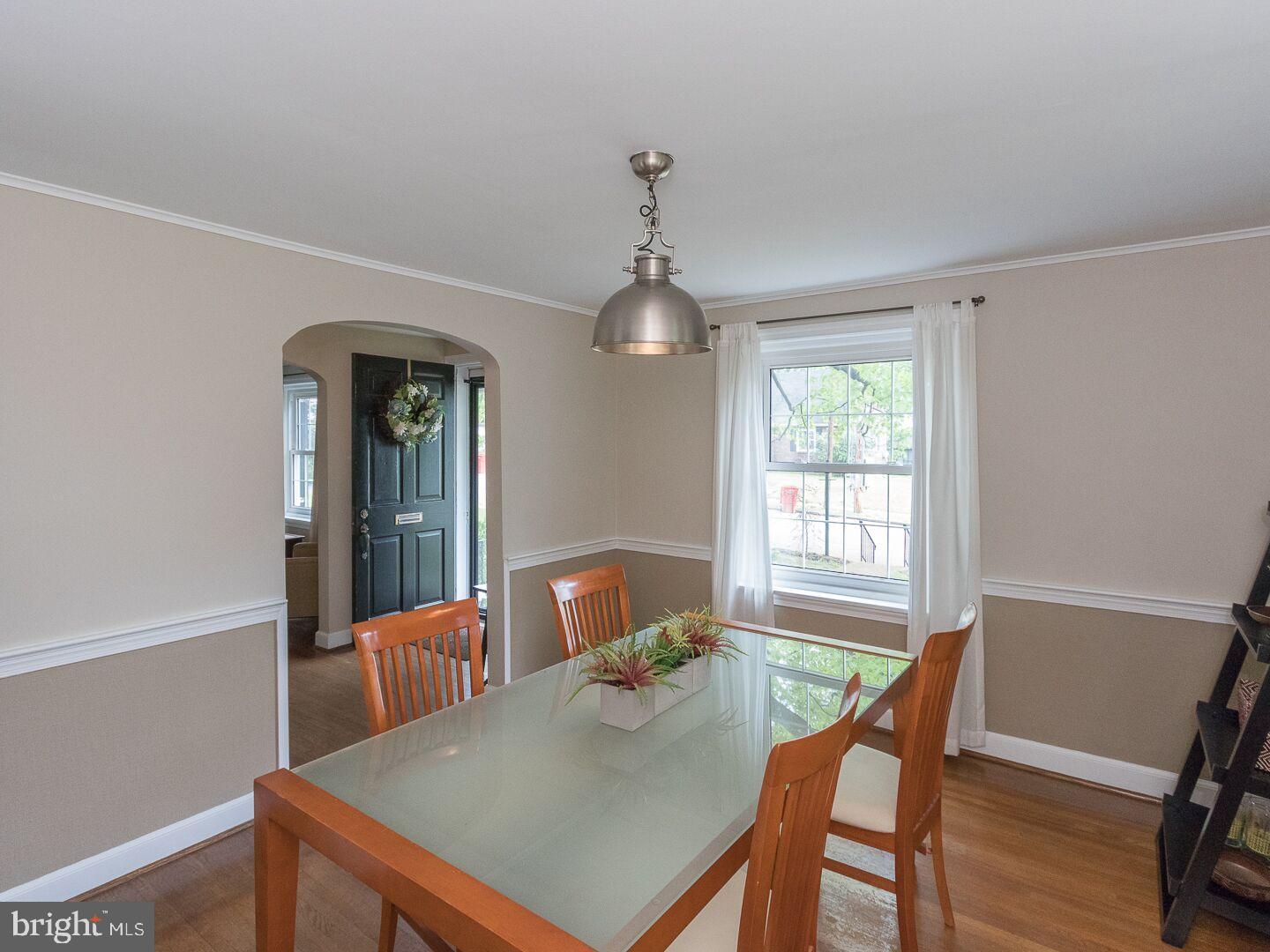 215 Highland Road Pottstown, PA 19464 - Photo 11 of 25 Dining Room