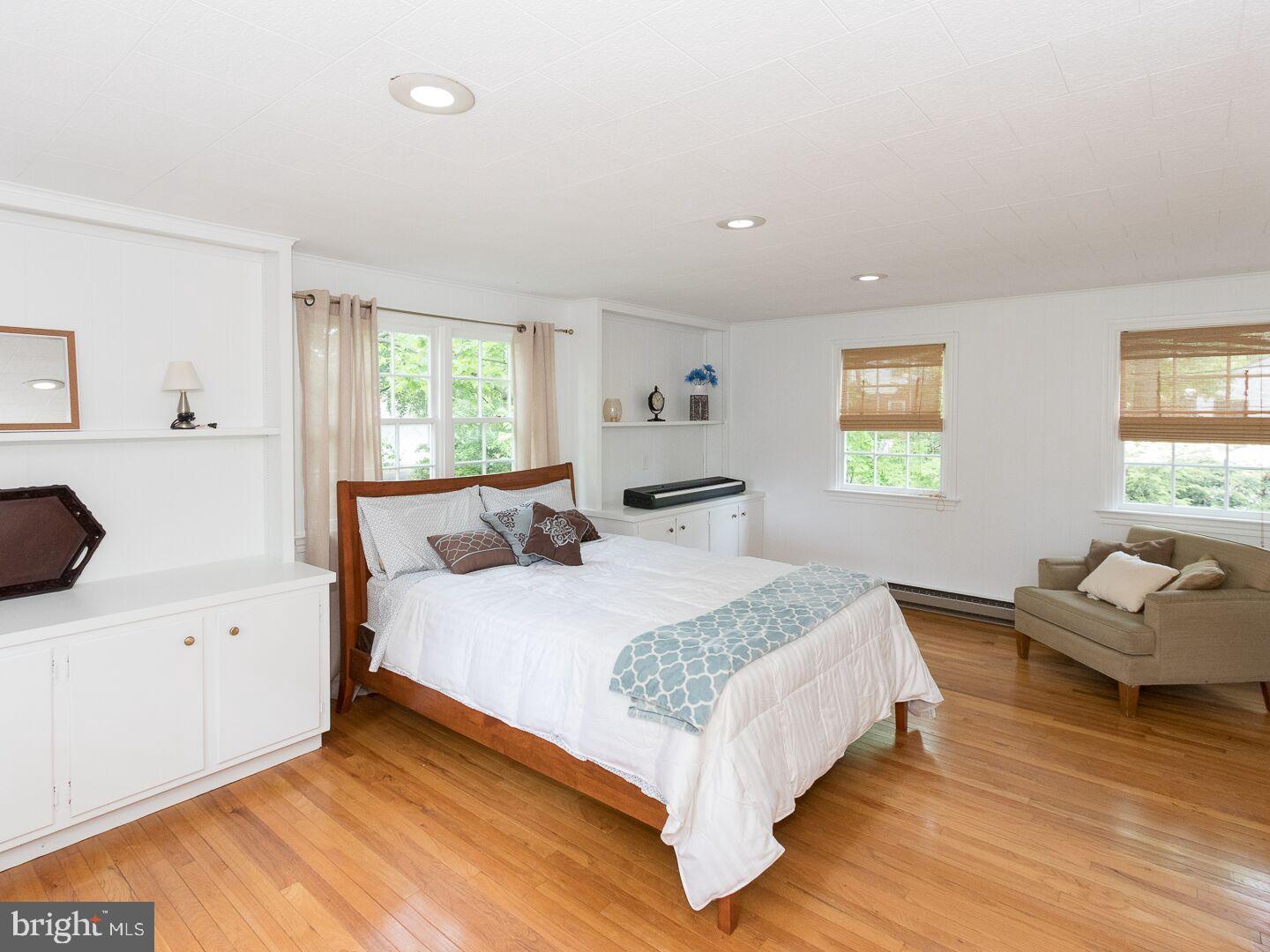 215 Highland Road Pottstown, PA 19464 - Photo 16 of 25 Master Bedroom