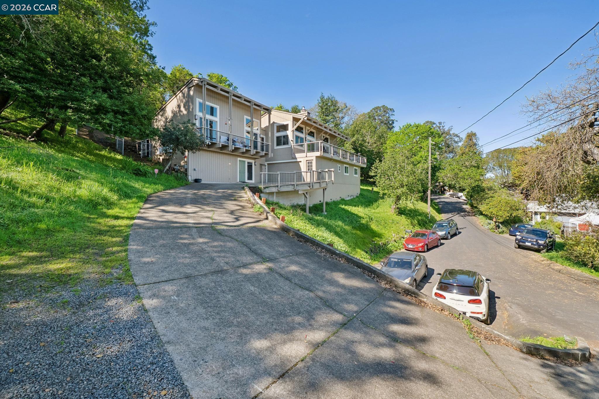 66 Bridge Road Novato, CA 94945 - Photo 2 of 40 Gallery Image 2