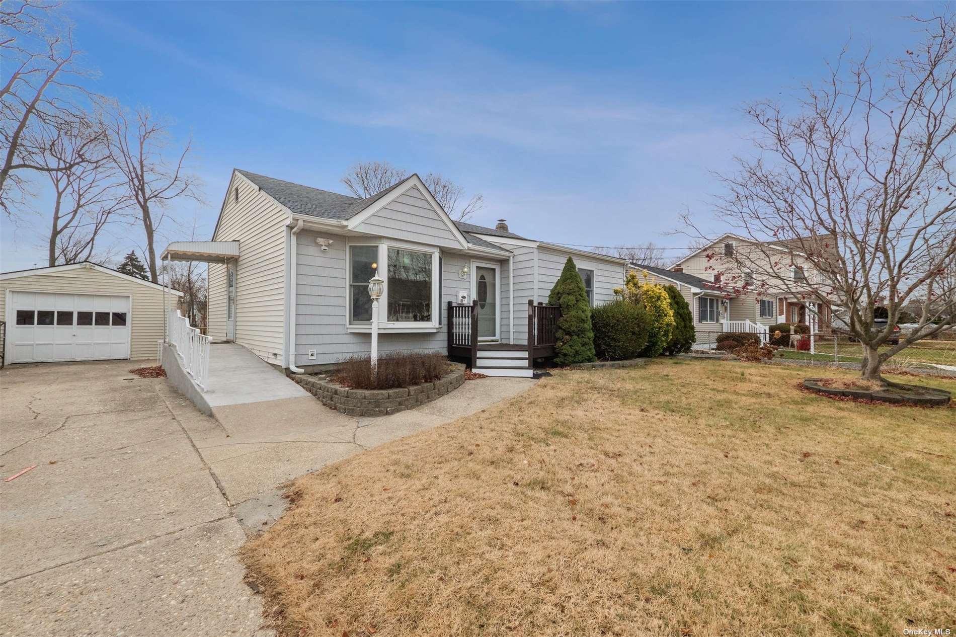 94 Sherbrooke Road Lindenhurst, NY 11757 - Photo 1 of 1 Gallery Image 1