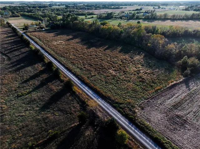 $60,000 | 14004 Northeast County Road 14004 N/a, Adrian, MO 64720