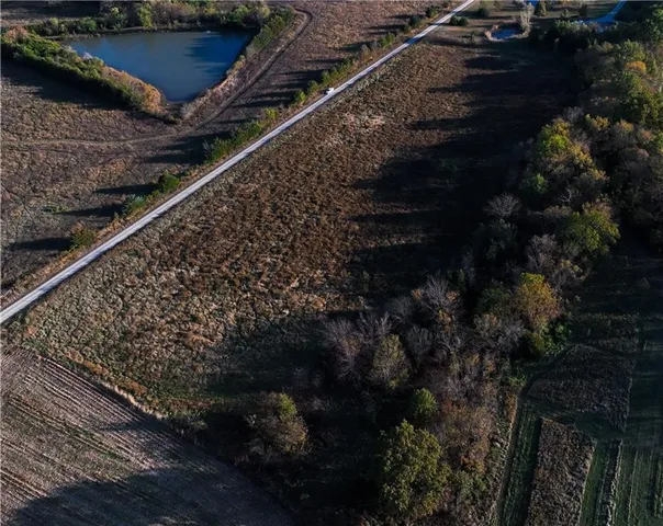 $60,000 | 14004 Northeast County Road 14004 N/a, Adrian, MO 64720