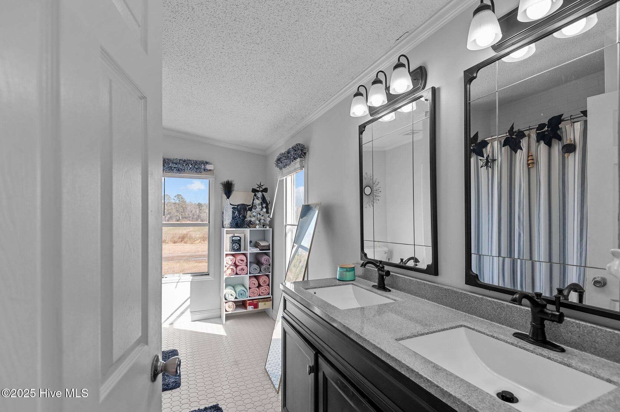1456 British Road Kinston, NC 28501 - Photo 14 of 25 27-web-or-mls-_DSC2798