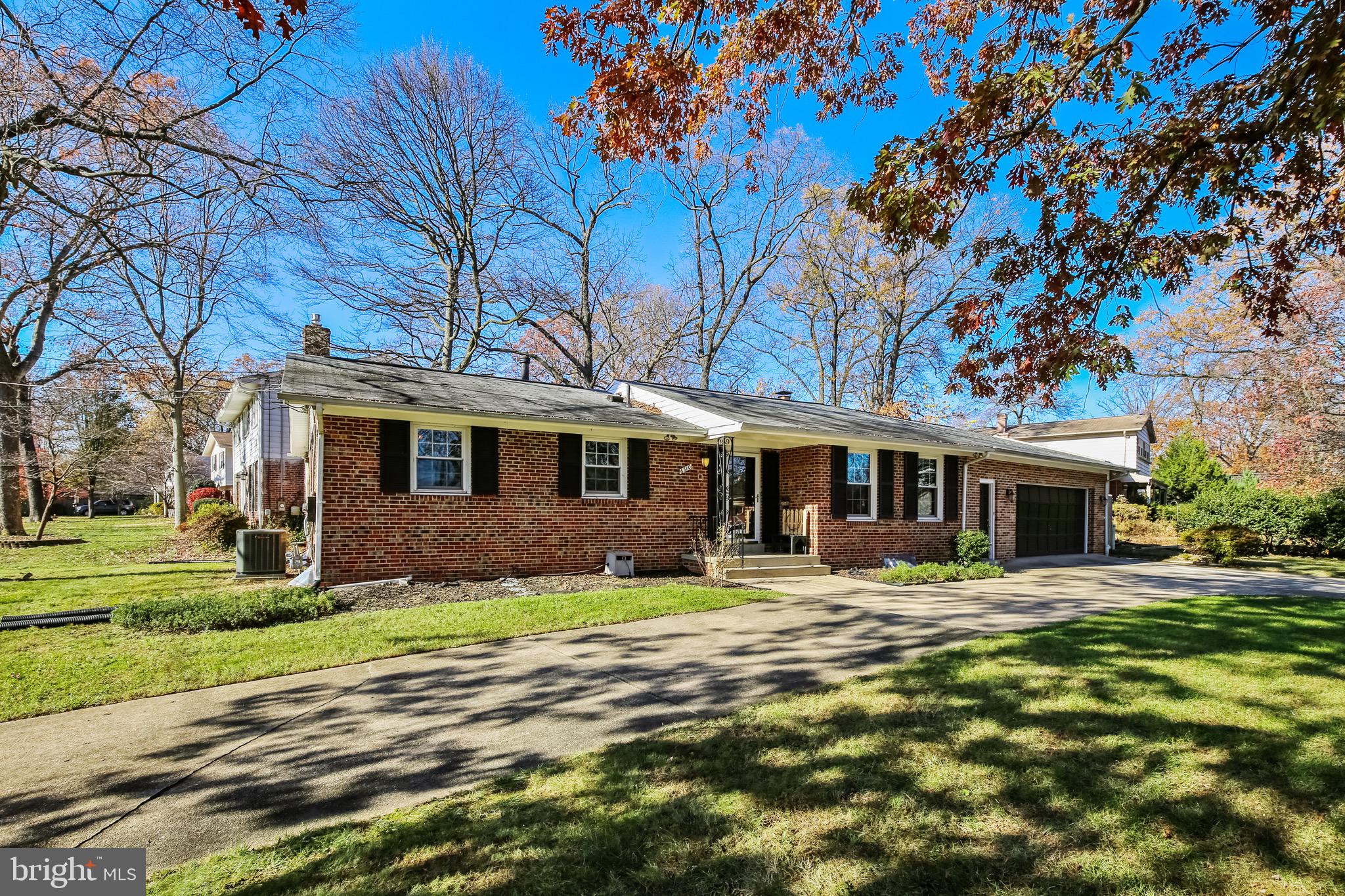 6310 Wayles Street Springfield, VA 22150 - Photo 2 of 68