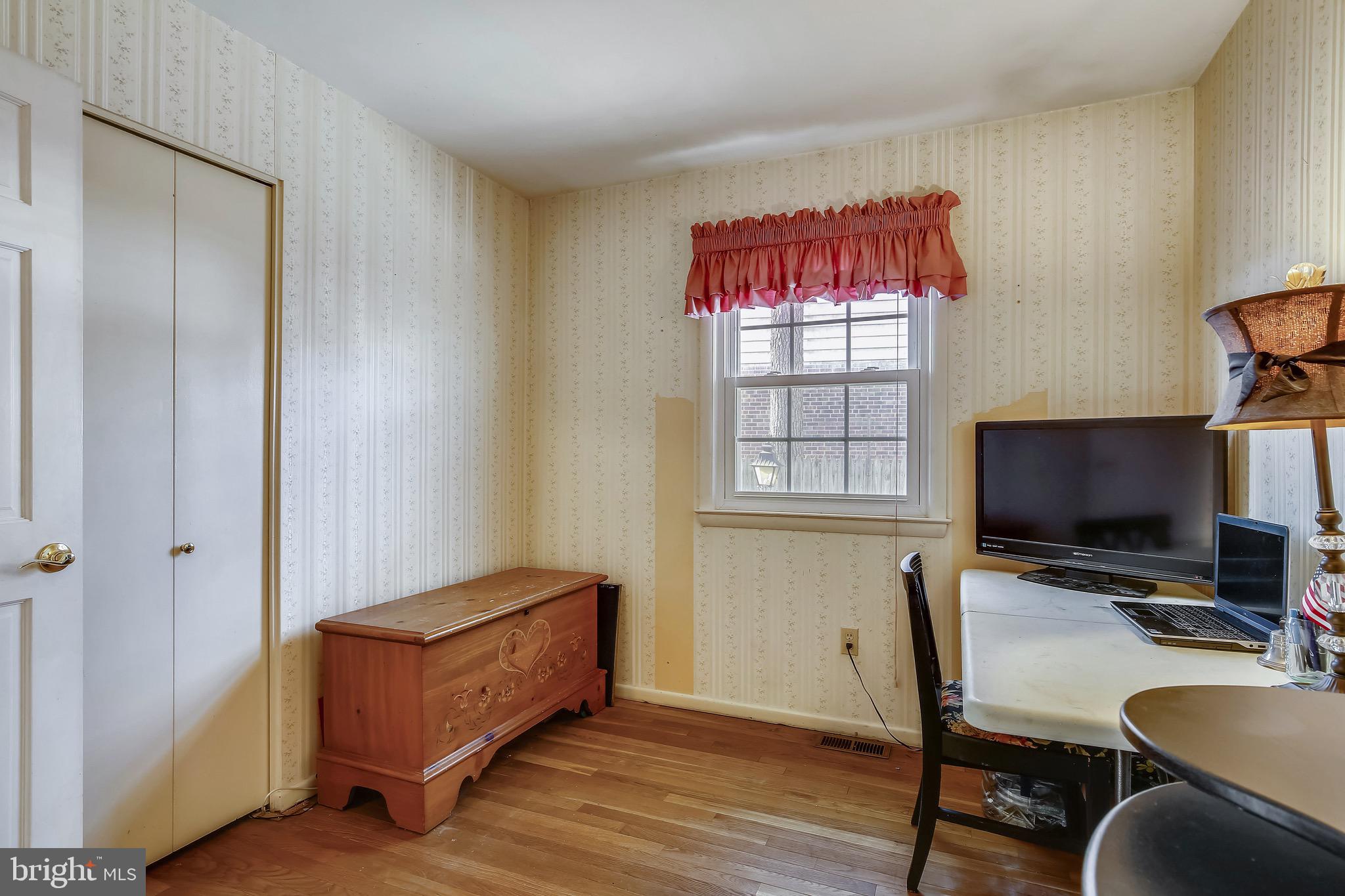 6310 Wayles Street Springfield, VA 22150 - Photo 14 of 68