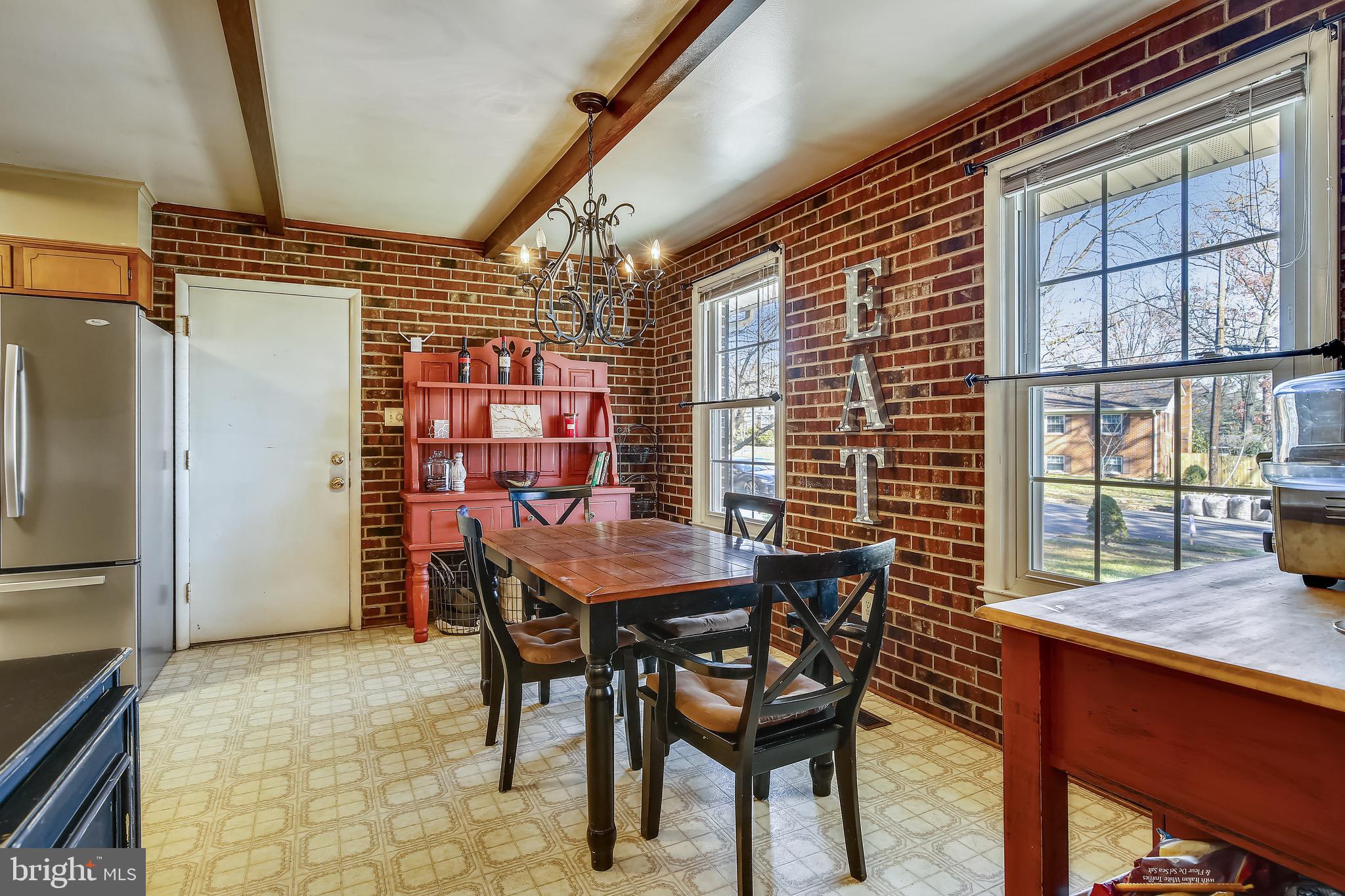 6310 Wayles Street Springfield, VA 22150 - Photo 17 of 68