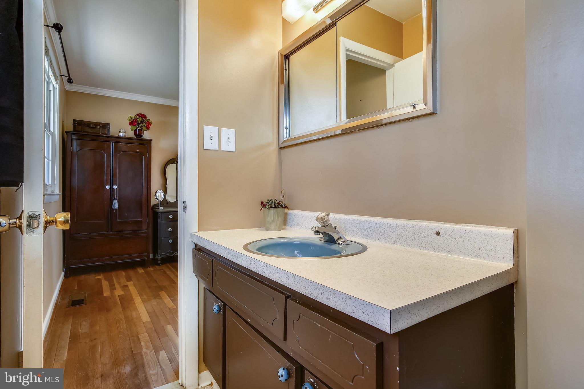 6310 Wayles Street Springfield, VA 22150 - Photo 36 of 68