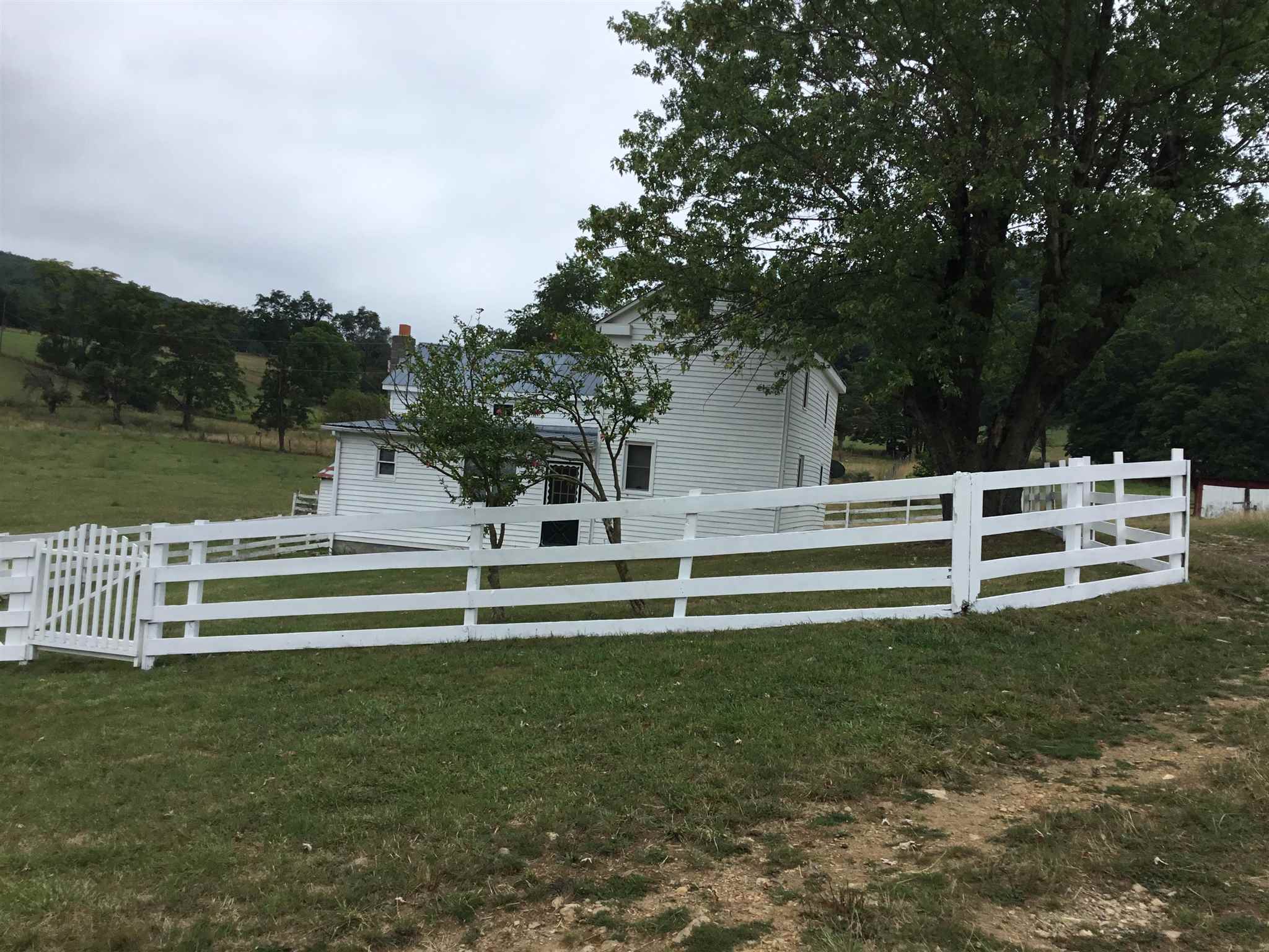 407 J Mallow Road Franklin, WV 26807 - Photo 8 of 39 a view of park with ocean view