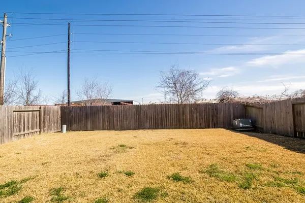 $1,915 | 8606 Chaletford Drive, Houston, TX 77044