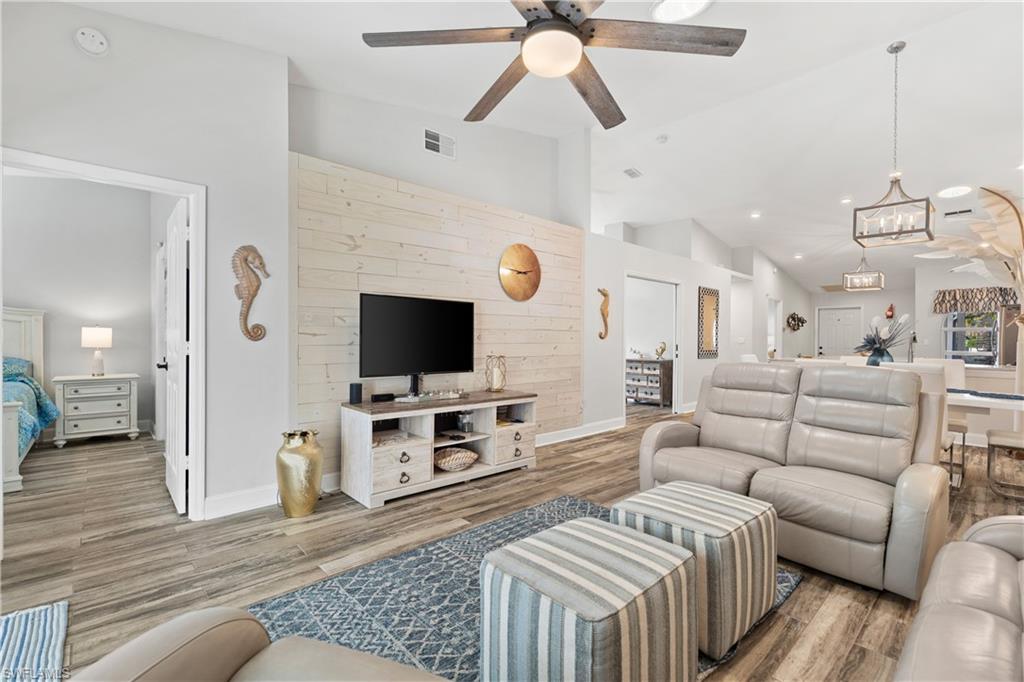 804 Wiggins Bay Drive, Unit 22R Naples, FL 34110 - Photo 13 of 30