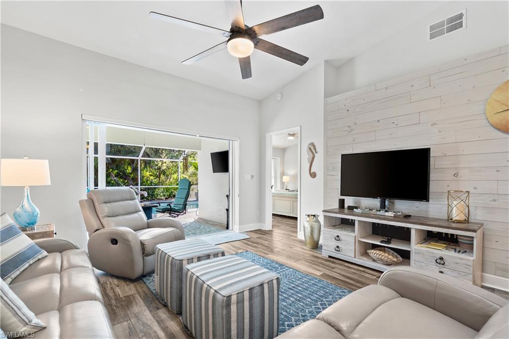 804 Wiggins Bay Drive, Unit 22R Naples, FL 34110 - Photo 10 of 30