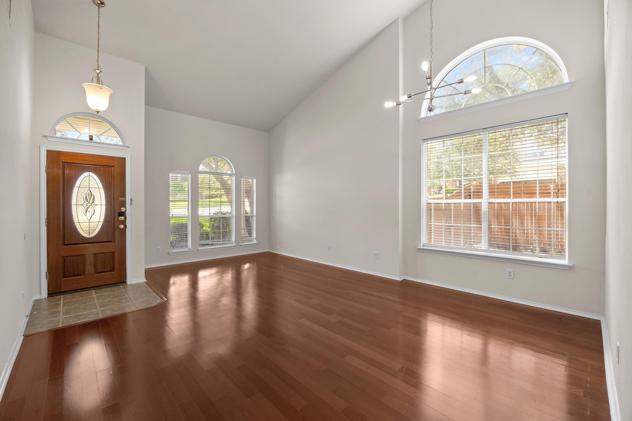 9400 Billingham Trail Austin, TX 78717 - Photo 4 of 32