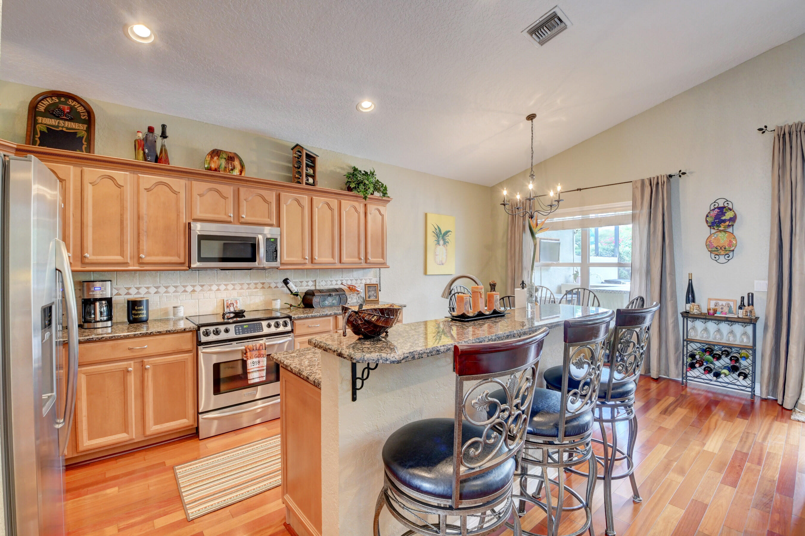 21950 Philmont Court Boca Raton, FL 33428 - Photo 15 of 71 DSC_6388_89_90_91_92