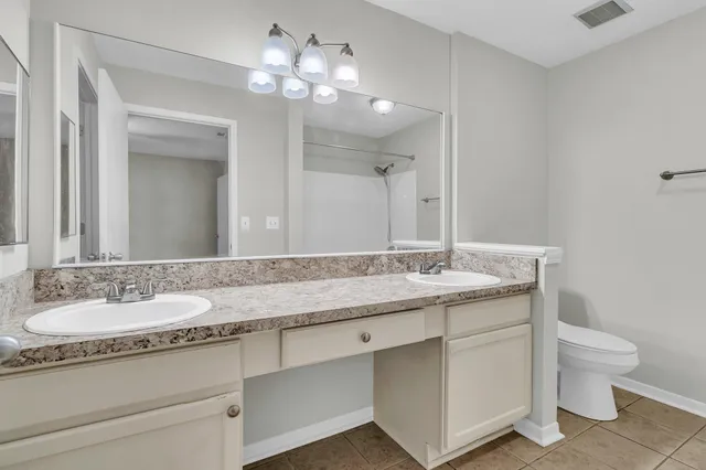 $2,100 | 2011 North Highway 17, Unit 2200H, Mount Pleasant, SC 29466