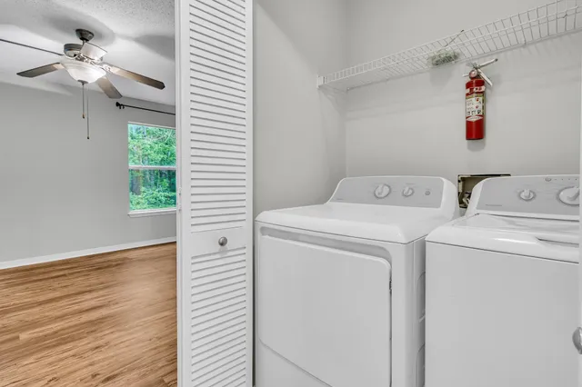 $2,100 | 2011 North Highway 17, Unit 2200H, Mount Pleasant, SC 29466