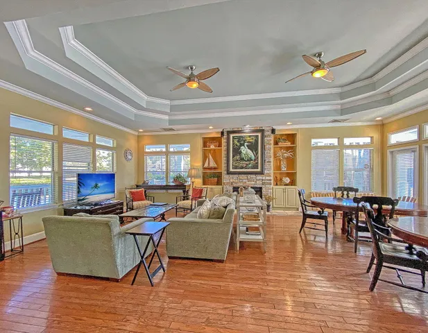 $2,100 | 2011 North Highway 17, Unit 2200H, Mount Pleasant, SC 29466