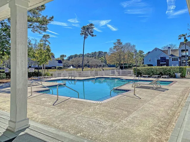 $2,100 | 2011 North Highway 17, Unit 2200H, Mount Pleasant, SC 29466