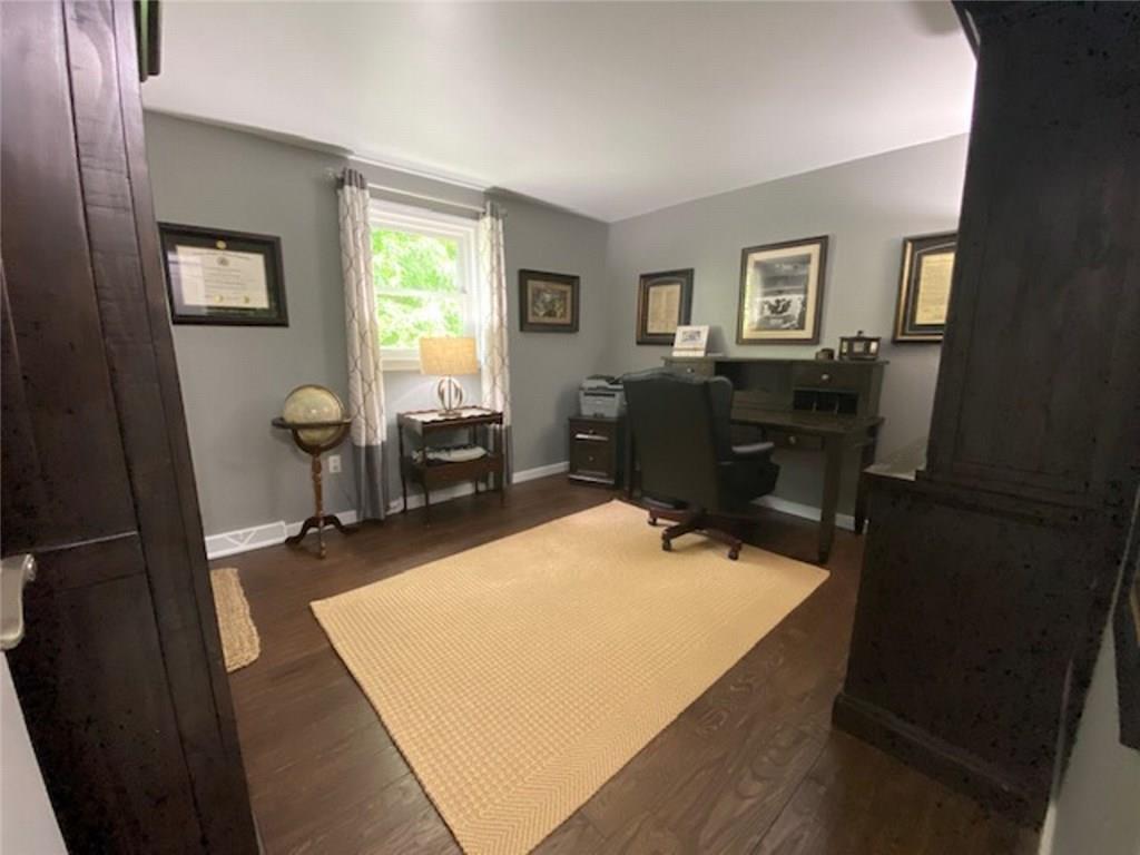 205 Calvin Drive McKees Rocks, PA 15136 - Photo 21 of 25 Gallery Image 21
