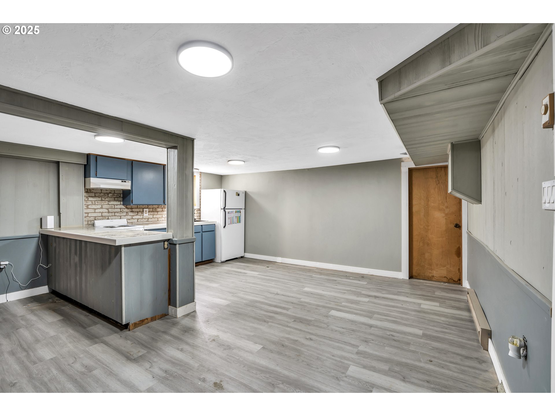 271 North 3rd Street Jefferson, OR 97352 - Photo 29 of 48