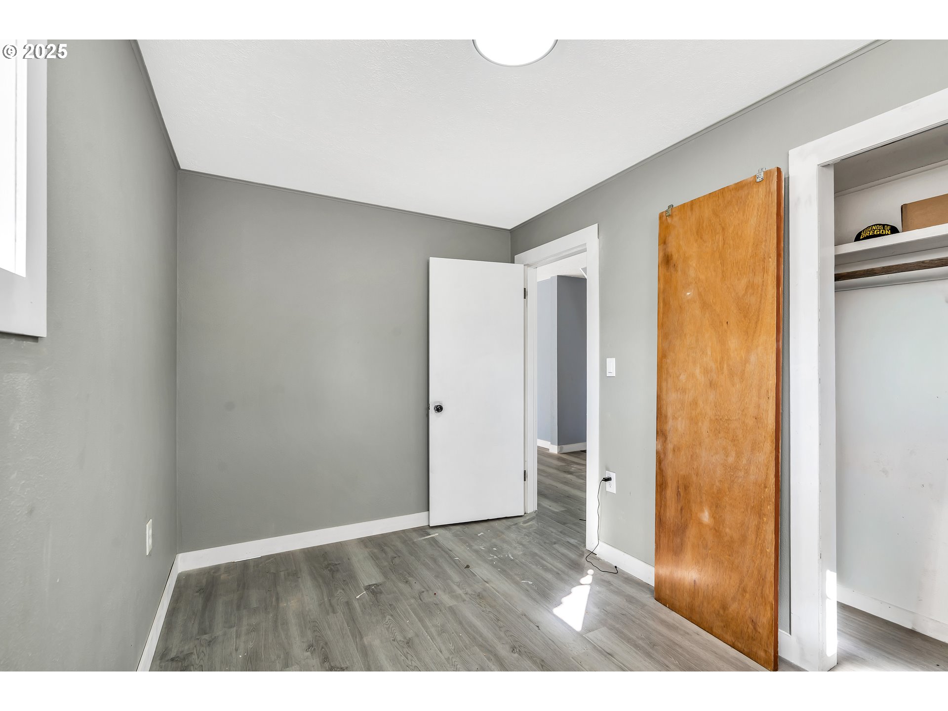 271 North 3rd Street Jefferson, OR 97352 - Photo 9 of 48