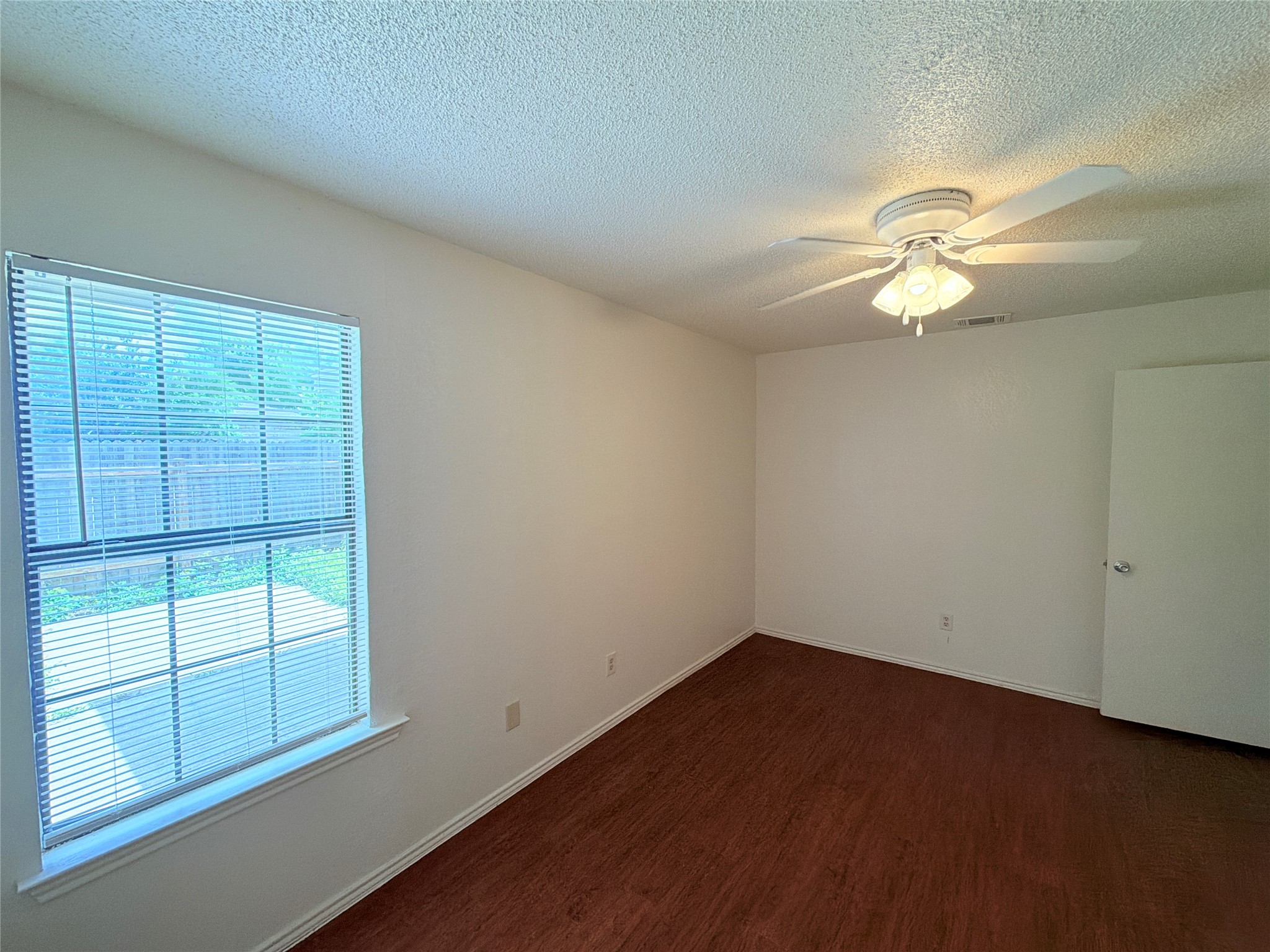1215 Ridgemont Street Round Rock, TX 78664 - Photo 13 of 25