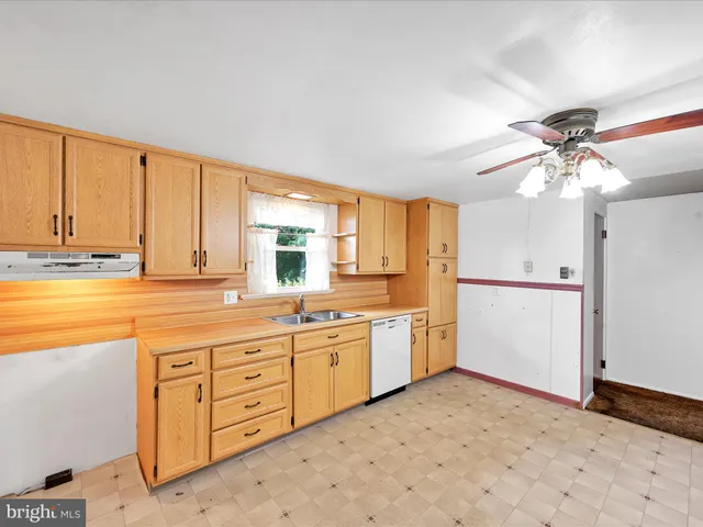 $269,900 | 3041 South 5th Avenue, Myerstown, PA 17067