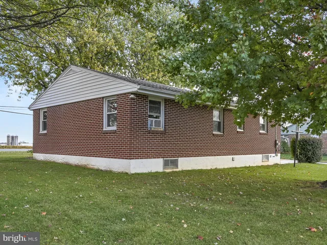 $269,900 | 3041 South 5th Avenue, Myerstown, PA 17067