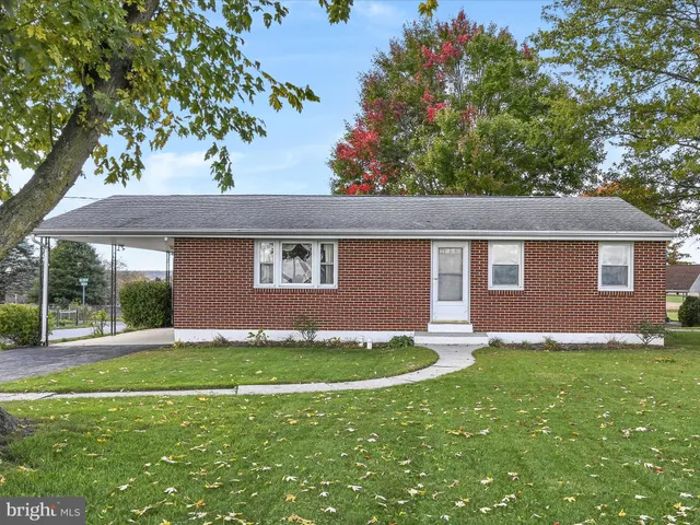 $269,900 | 3041 South 5th Avenue, Myerstown, PA 17067