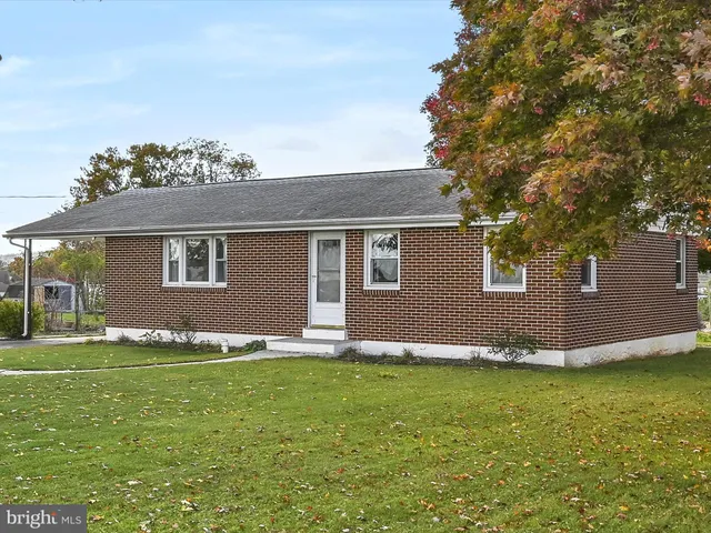 $269,900 | 3041 South 5th Avenue, Myerstown, PA 17067