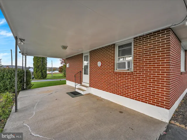 $269,900 | 3041 South 5th Avenue, Myerstown, PA 17067