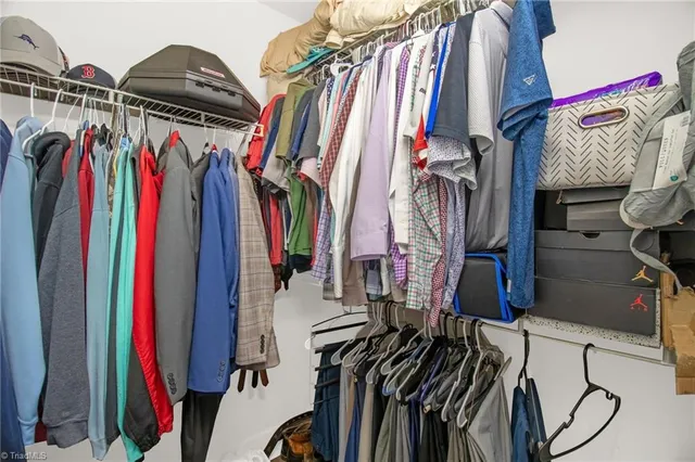 $249,900 | 505 East 6th Street, Unit 916, Charlotte, NC 28202