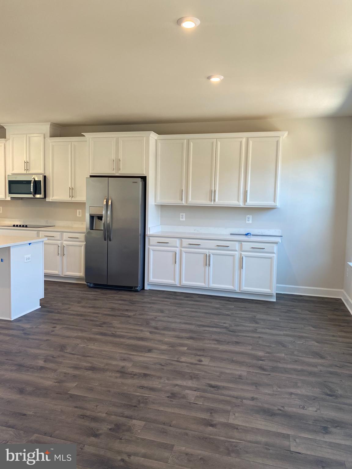 9878 Hopkins Loop Manassas, VA 20110 - Photo 12 of 29