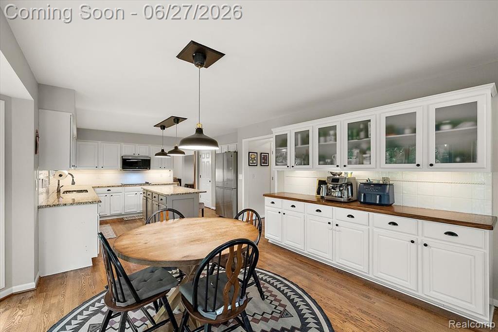 4193 Oak Tree Circle Rochester, MI 48306 - Photo 23 of 72