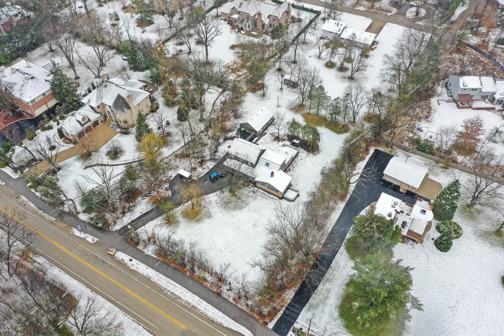 1915 Riverwoods Road Lincolnshire, IL 60069 - Photo 13 of 59 an aerial view of residential houses with outdoor space