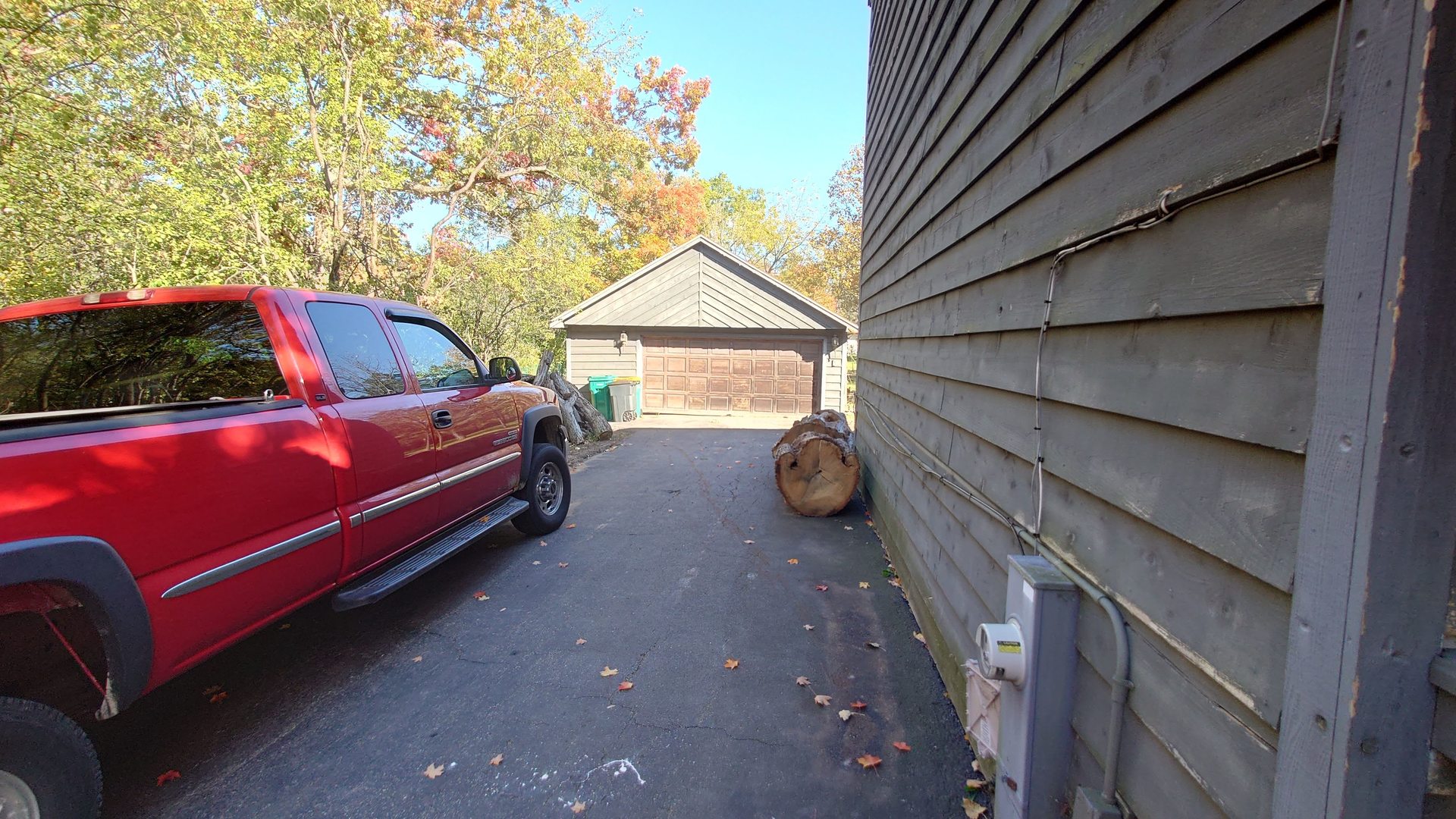 1915 Riverwoods Road Lincolnshire, IL 60069 - Photo 16 of 59 a front view of a house with a yard
