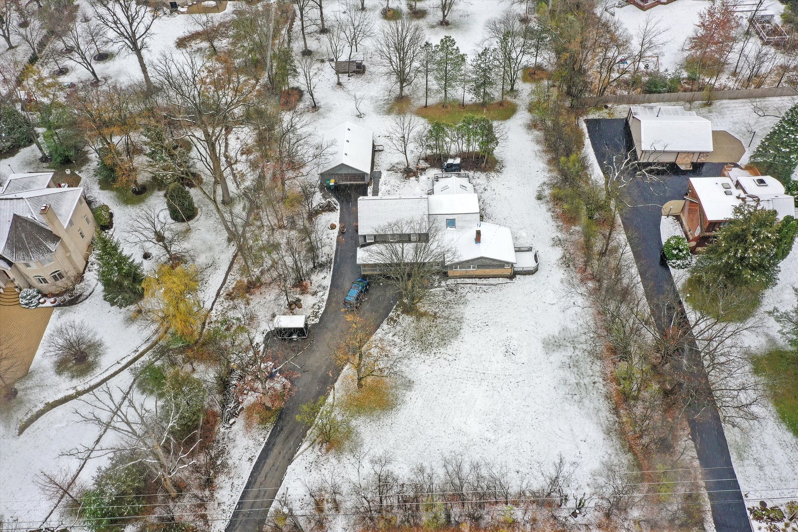1915 Riverwoods Road Lincolnshire, IL 60069 - Photo 7 of 59 a view of yard along with trees